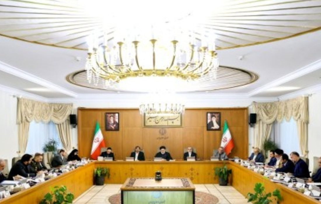 تذکر رئیسی برای رسیدگی فوری و جدی به امور خانواده شهدای کرمان