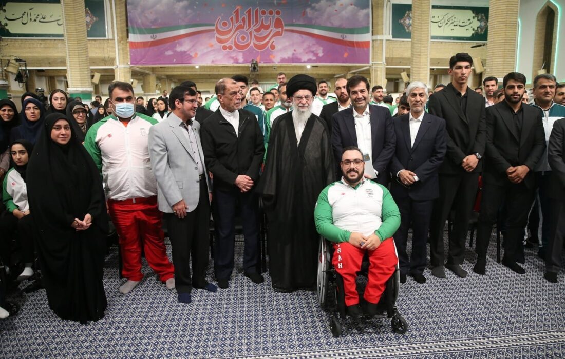 تذکر؛دیدارورزشکاران اعزامی ایران به بازی‌های المپیک و پارالمپیک۲۰۲۴پاریس با رهبر انقلاب