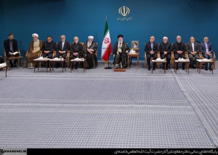 بیانات رهبری در اولین دیدار با دولت چهاردهم